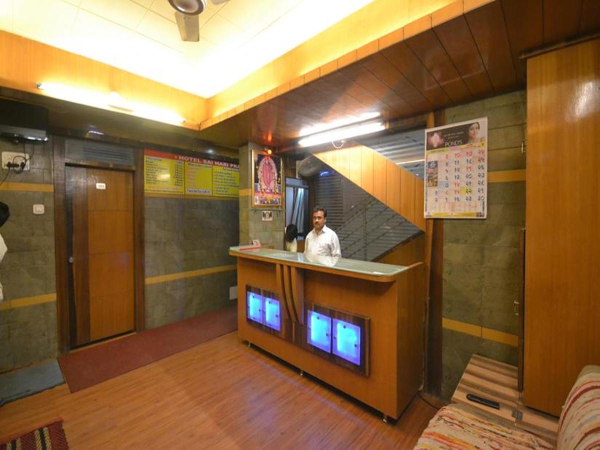 Hotel Sai Hari Prasad Shirdi Exterior photo